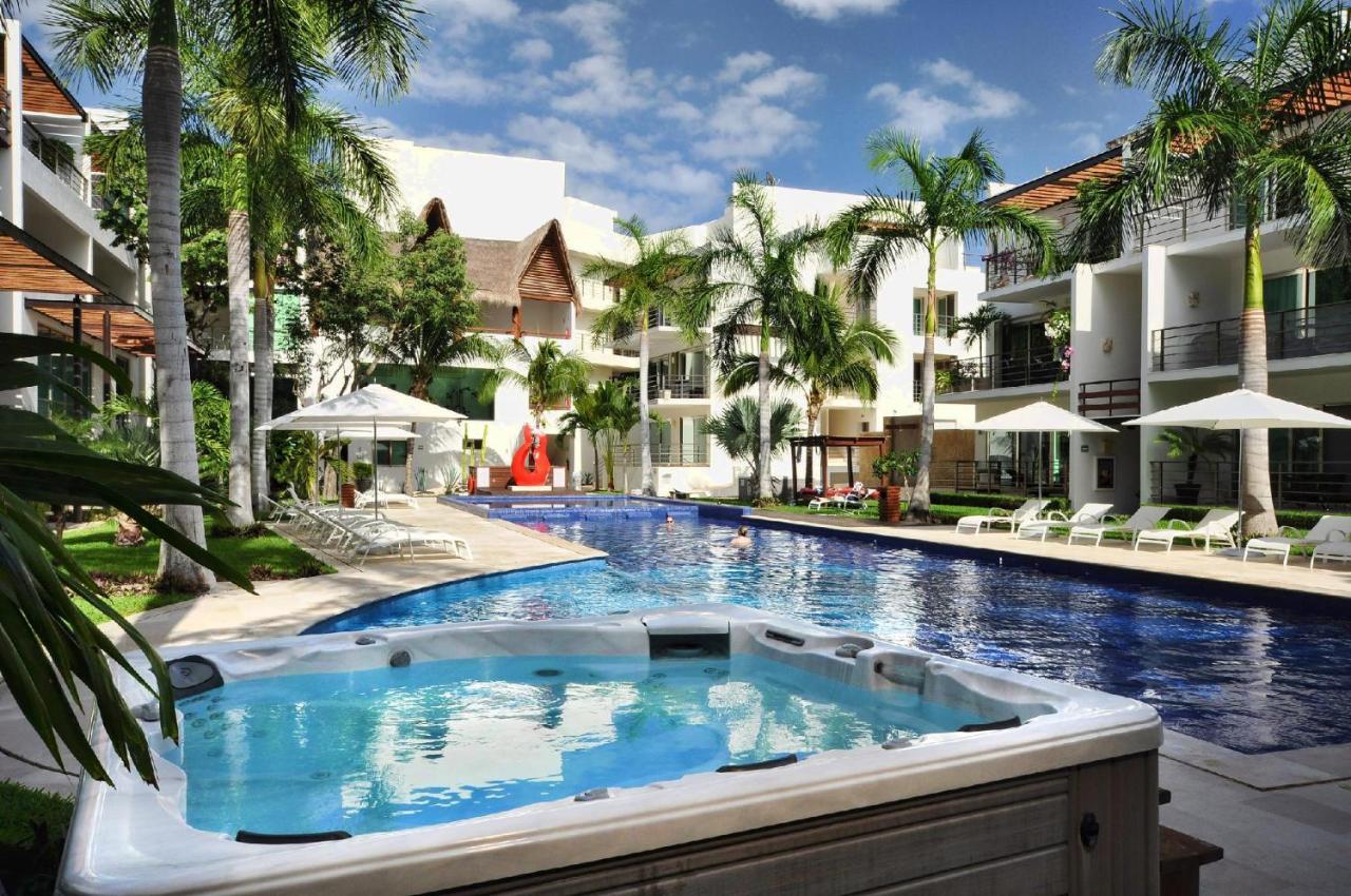 Luxurious & Central Condo In Playa Steps From The Beach Playa del Carmen Exterior photo