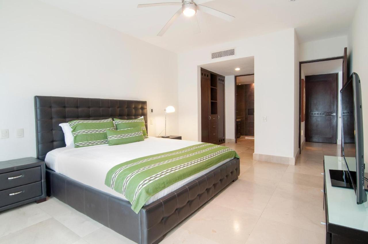 Luxurious & Central Condo In Playa Steps From The Beach Playa del Carmen Exterior photo