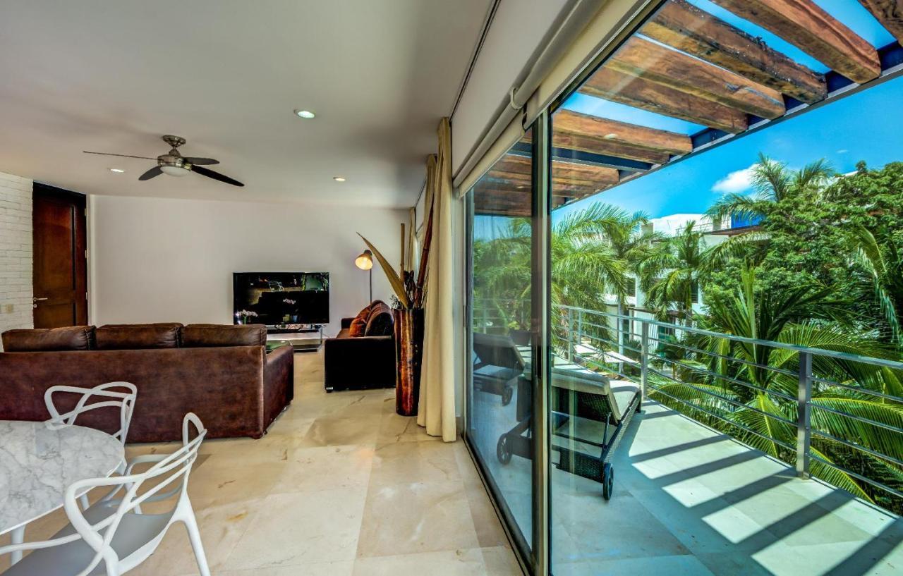 Luxurious & Central Condo In Playa Steps From The Beach Playa del Carmen Exterior photo